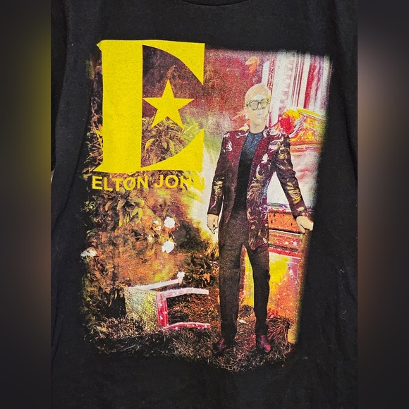Elton John Music T-Shirt - Picture 2 of 6